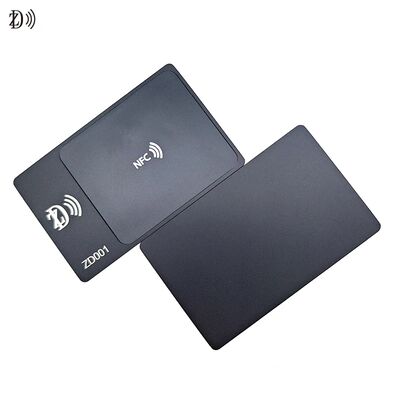 Desain Khusus NFC Kartu Bisnis Logam NTAG216 888 Bytes 13.56MHz RFID Kartu Kunjungan Logam Baja Rinsless