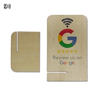 Stand Kartu Ulasan Google NFC NTAG213 Kayu LOGO QR Code Ukir Laser Kustom