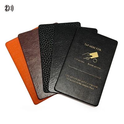 Kartu Permukaan Kulit Cetak Kustom 13.56Mhz RFID NFC Kartu Nama Kulit Kosong